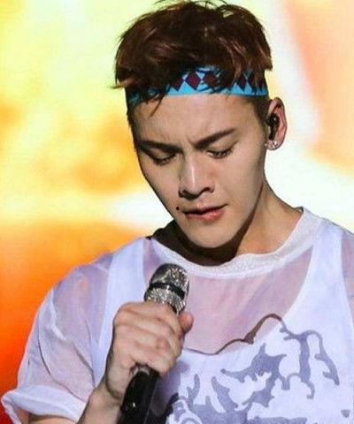 陈伟霆露营爆料视频,明星户外生活大公开  第2张