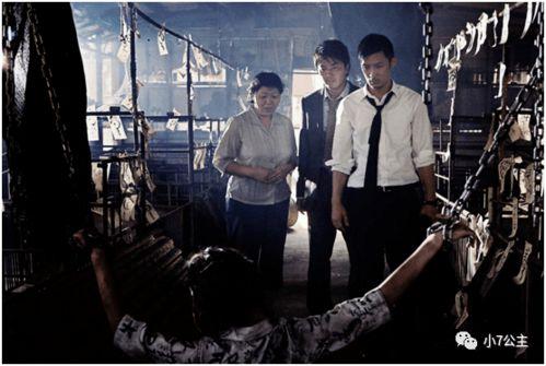 第一诫 在线观看,探寻信仰与道德的根源  第1张