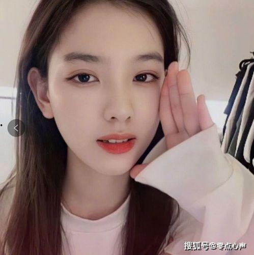 网红吃瓜女,揭秘娱乐圈幕后真相  第2张