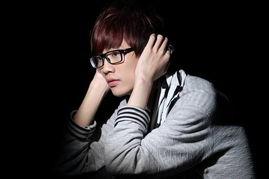 许嵩贴吧爆料视频最新,揭秘歌手背后的故事与音乐旅程  第2张