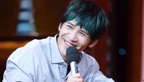 大张伟爆料采访视频,独家采访视频中的幕后故事与真实心声  第1张